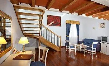 Hotel Gabarda Carpi